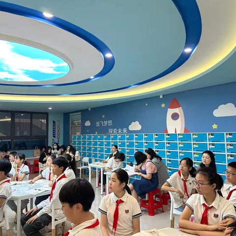 潜心静学提素养  且思且行共芬芳 ——记六年级语文组教研活动