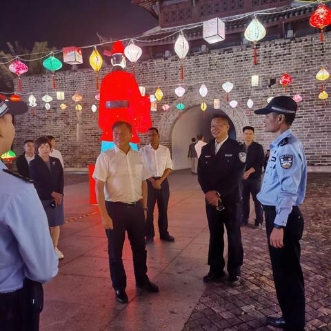 市政府副市长张长丰到崖州督导烟花爆竹禁放工作