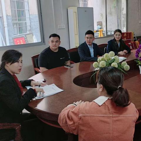 双向奔赴，共育花开 ——东街幼儿园与颐华学校幼小衔接系列活动之“小学的课堂是这样的”