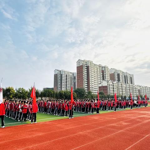 【新教育】“青春不怕远足难，红色精神代代传”——睢宁县南门学校八年级开展远足暨入团积极分子活动