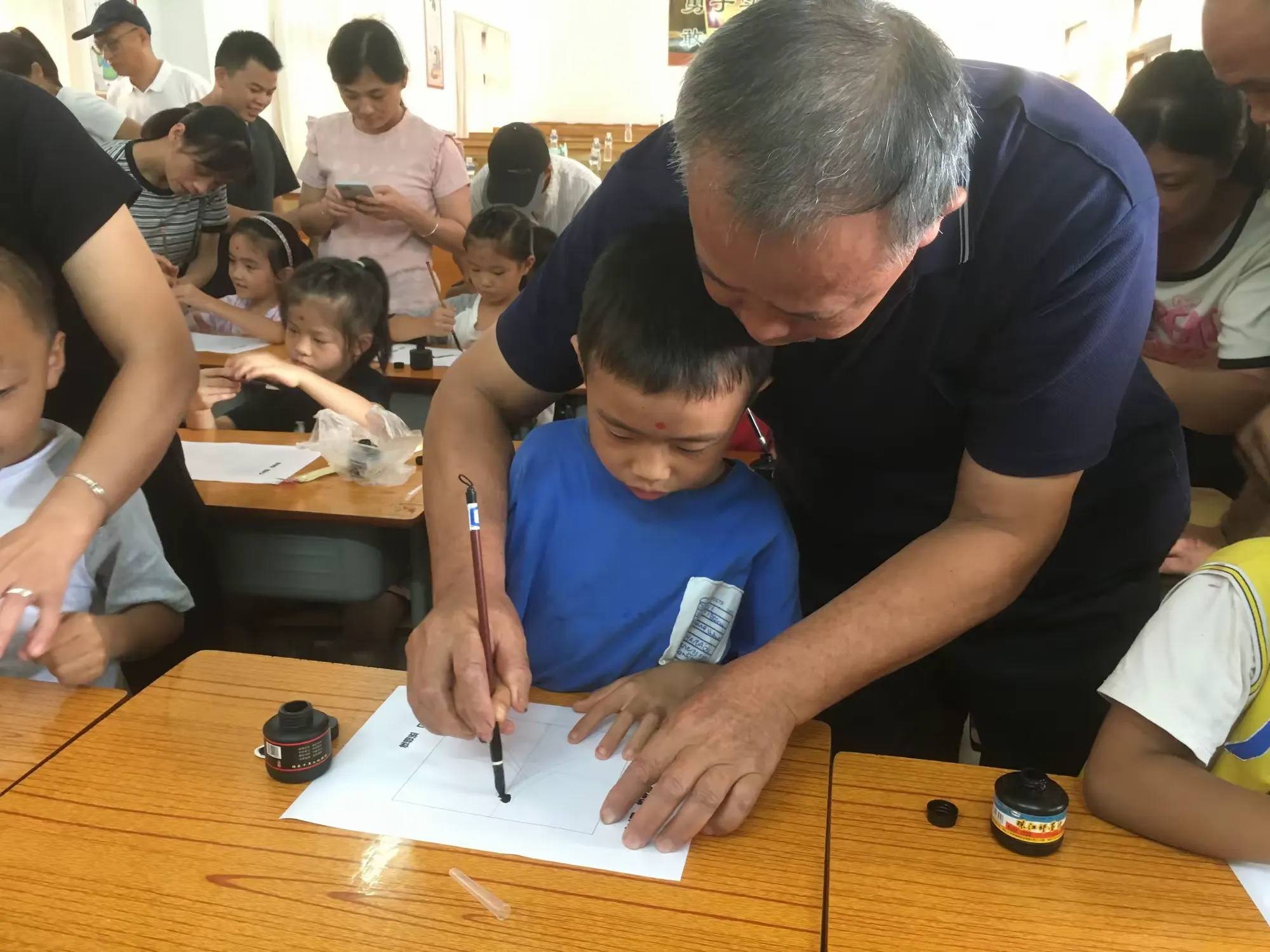 简篇-开笔礼| 开笔延脉 诗礼传家——苍城镇中心小学北校区2024年“开笔礼”暨五邑优秀传统家训诵读活动