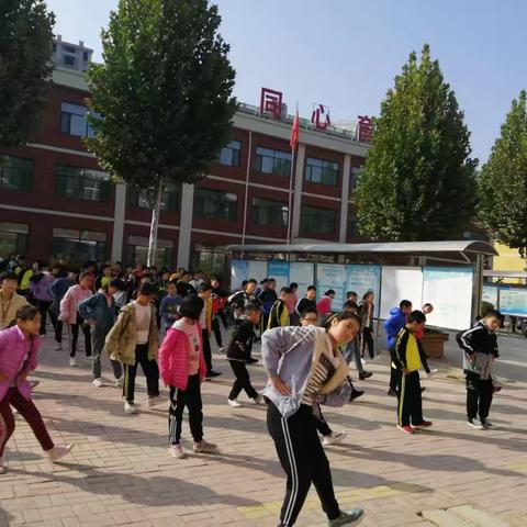 阳光体育、健康成长—前孙镇实验小学阳光课间体育活动