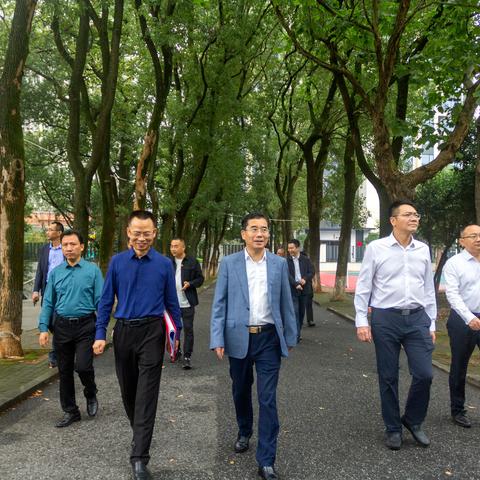 扬双拥传统     固强国之基