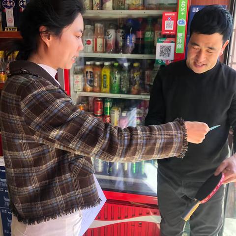 抵制邪教渗透 ——东街街道新民菜场