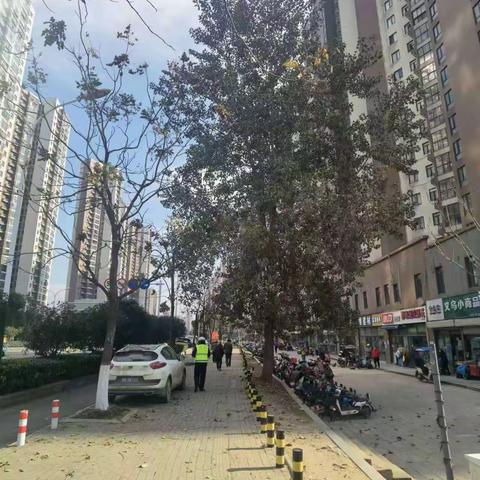 左岭街消除安全隐患，共建安全家园。