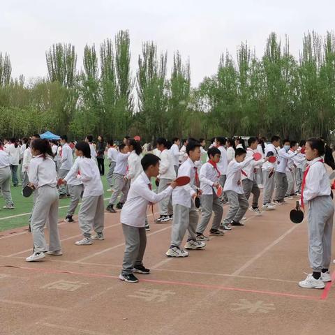 《吴忠市利通区第十三小学》夏季运动会