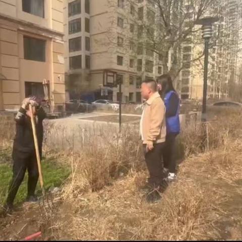 新发镇民生尚都社区开展“一草一木皆风景，莫让私占毁文明”