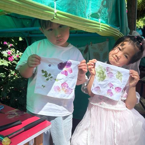 《小手“趣”拓印》