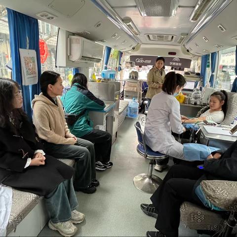 热血递温情 点滴聚爱心——镇安县退耕还林还草中心开展无偿献血活动