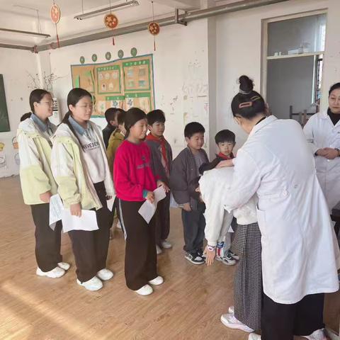 峨山镇姚庄小学——青少年脊柱侧弯筛查