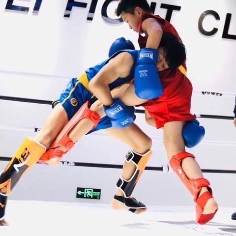 搏击长空拓展营来了！首个自由搏击和航空航天相结合的夏令营！听涛声、望蓝空、健体魄、炼意志••••••