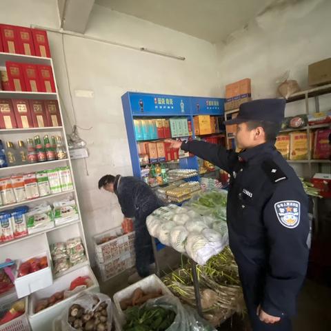 豫筑平安，三乡派出所对辖区内“九小场所”开展消防安全隐患排查