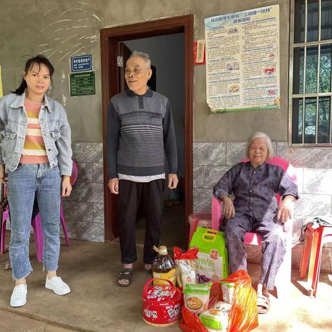 新春送温暖，关怀暖人心——龙华区计生协会到遵谭镇慰问计生特殊家庭