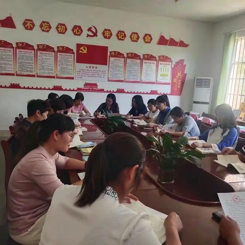 玫瑰书香，阅读悦美——崔家峪初级中学开展女教师阅读活动