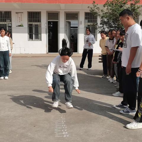 以测促练，备战中考——源汇区问十乡中九年级中考体育模拟测试