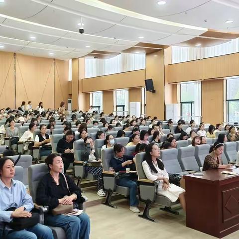 “观照单元整体 强化单篇教学”—青山区小学语文阅读教学实践研讨活动纪实