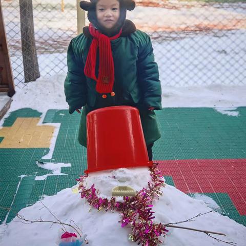 雪地里的小身影 ——郜村幼儿园户外游戏纪实