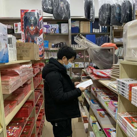 灵山镇开展辖区出版物市场消防安全检查工作
