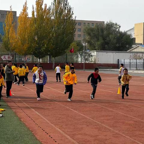 落实体质健康 凝聚家校合力——锡林浩特市第三小学加强学生体质健康致家长的一封信