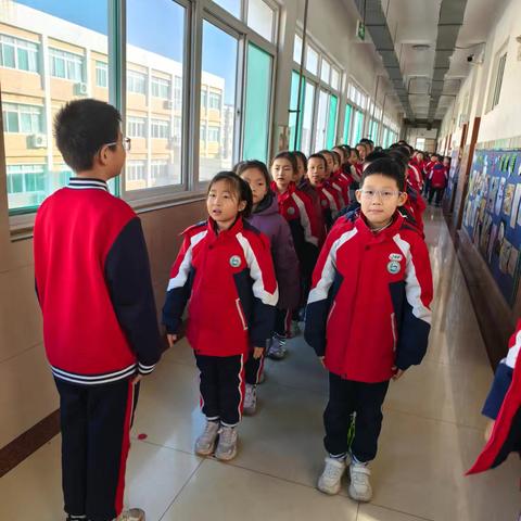 活力课间，快乐成长