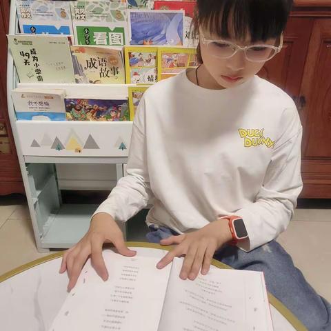 西二小学---最美书香家庭“好书好家庭”评选活动📚👉四年级（2）班