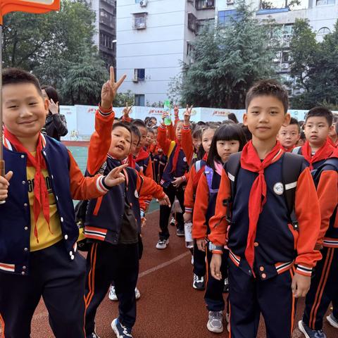 【久佰行走课堂】渝中区中山小学校三年级三班丨农趣盎然探新知 童心飞扬创美好2025-2026学年上学期秋季研学实践活动