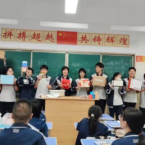 遇见花开 物理跨学科实践：制作隔音房间模型