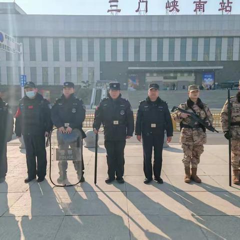 特巡警坚守岗位，守护新春祥和