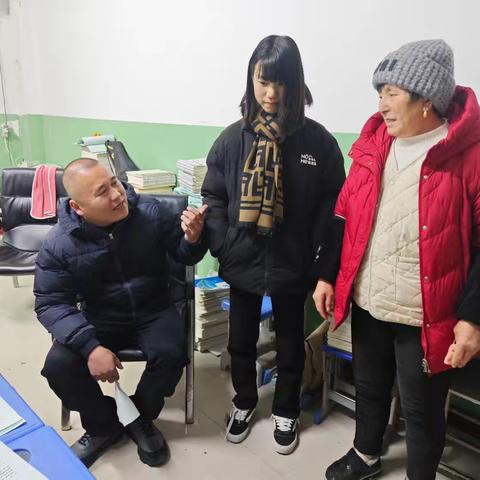 家校共育，助力成长