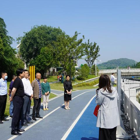 打造“水清、岸绿、河畅、景美、生态”休闲风光带