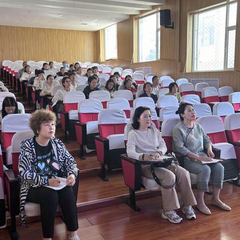 初夏送教沐人心，学思共研行致远——潞州区小学语文名师工作坊“送培下校”课例研讨活动