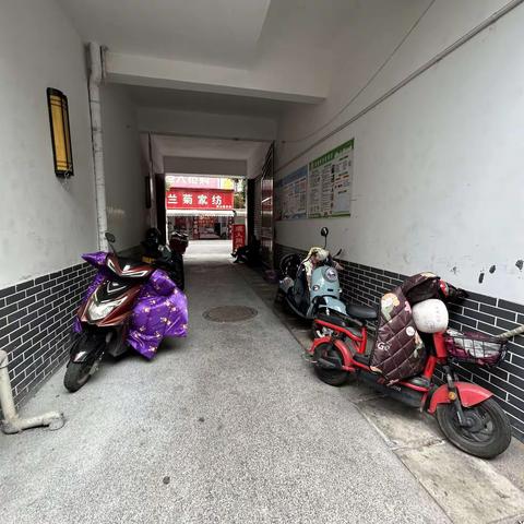 ❤️蓬莱北路172号  产权92  2/2/1  简单装修  售价  15.8万  看房方便V610251