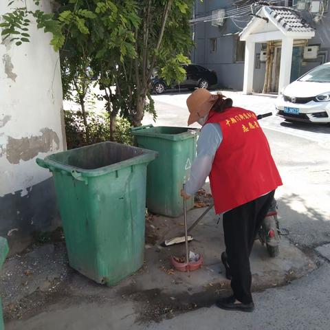 巩卫不松懈，清扫在行动……