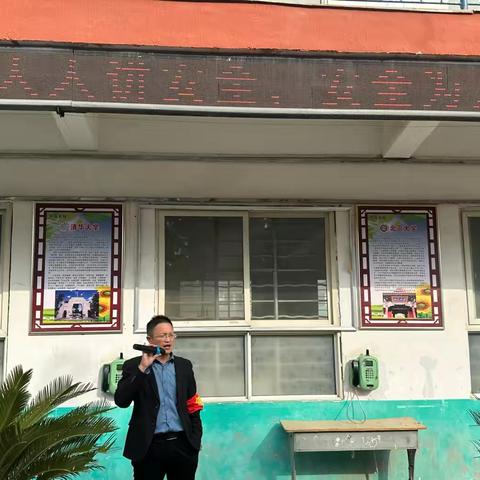 以“练”筑防 防患未“燃”——十一中南校区开展消防应急疏散演练活动