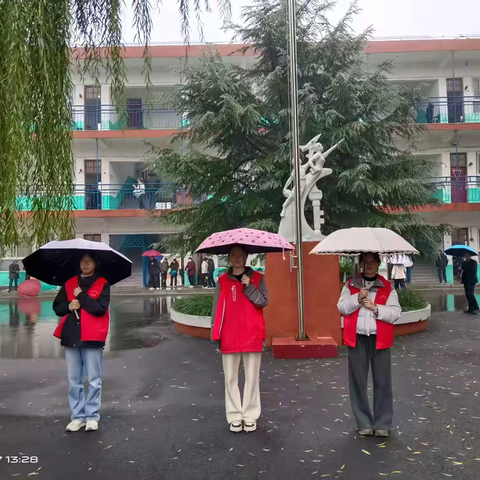 协同赋能 慧育星光——十一中南校区家长会圆满举行