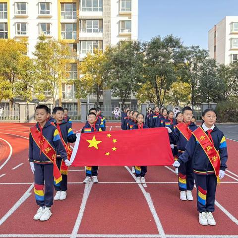 【真性文慧❤共赢未来】“浓浓重阳情，深深敬老意”——平城区文慧小学五一班主题升旗仪式活动