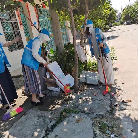 临高县第一小学开展社区卫生防疫行动