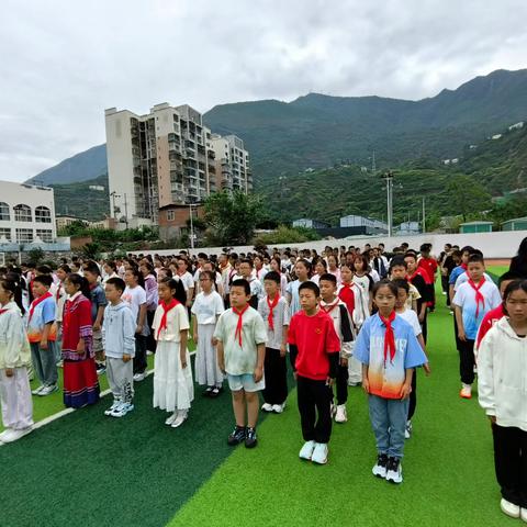 缤纷六一，食趣满满——泸定桥小学五年级五班活动美篇
