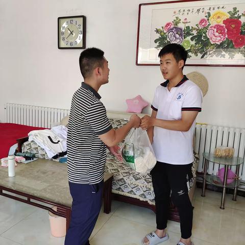 端午走访送温暖 精准扶贫暖人心