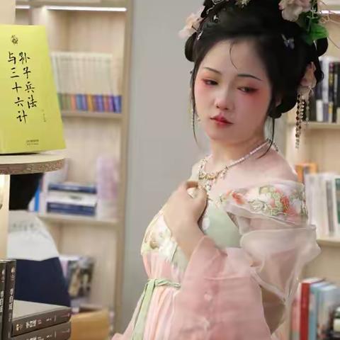 市女企协“繁花似锦”3.8妇女节主题活动初稿方案