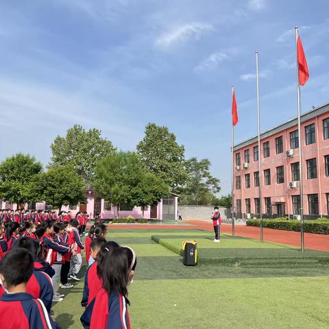 南洼小学升旗仪式～关注健康主题