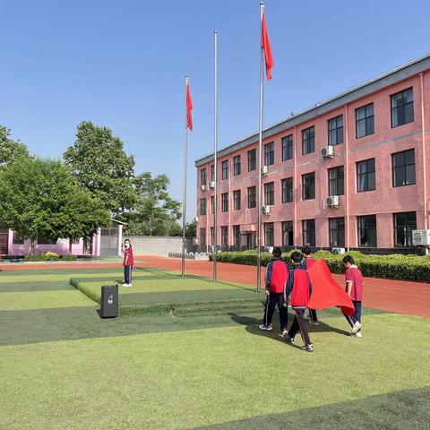 “防灾减灾，从我做起”南洼小学升旗仪式
