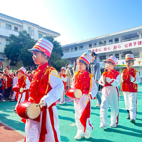 “小仪式，大情怀”——长宁中心幼儿园升旗仪式