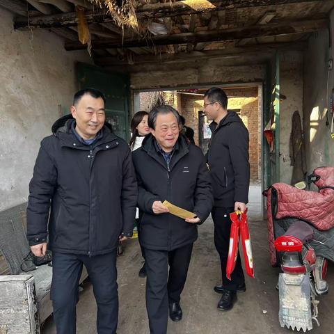 心系群众，暖心帮扶