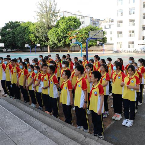 【三话六学】我辈少年郎，哗哗如扶桑——蒙自五中师生参加“新时代蒙自好少年”先进事迹发布会