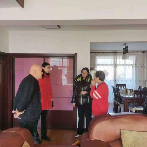 暖心走访 关爱老人