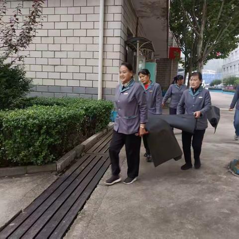 贺西煤矿物业2025.10.13日报