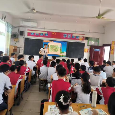 探索一周的奇妙旅程--南阳市第三小学英语达标课活动