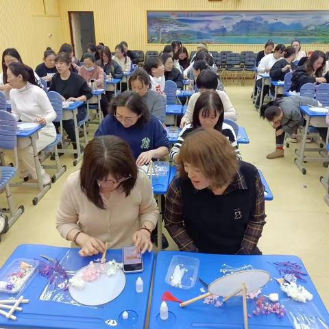 巾帼雅韵 制“扇”至美——第一小学庆“三八”制作团扇活动