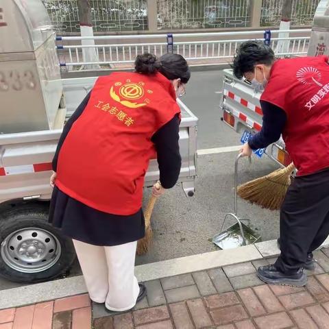 即墨创城在行动∣区司法局开展清理背街小巷志愿服务活动